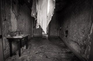Ghosts 1